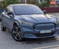 Синий Форд Mustang Mach-E, объемом двигателя 0 л и пробегом 5 тыс. км за 29500 $, фото 1 на Automoto.ua