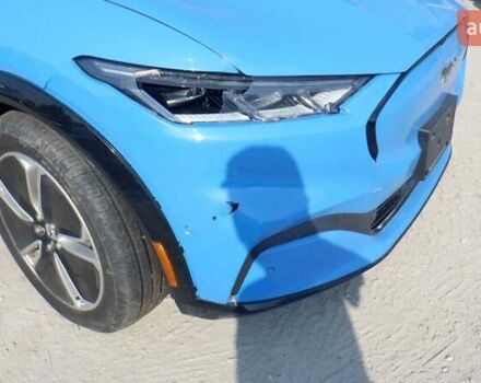 Синий Форд Mustang Mach-E, объемом двигателя 0 л и пробегом 31 тыс. км за 18500 $, фото 8 на Automoto.ua