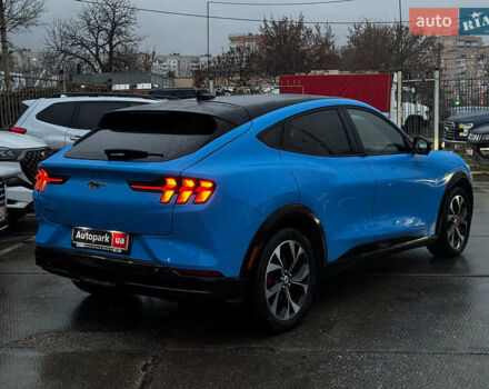 Синий Форд Mustang Mach-E, объемом двигателя 0 л и пробегом 15 тыс. км за 31890 $, фото 7 на Automoto.ua