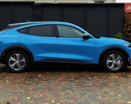 Синий Форд Mustang Mach-E, объемом двигателя 0 л и пробегом 20 тыс. км за 23900 $, фото 10 на Automoto.ua