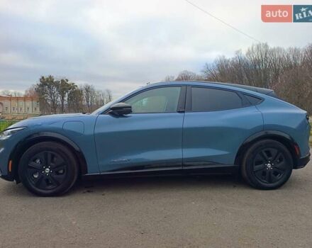 Синий Форд Mustang Mach-E, объемом двигателя 0 л и пробегом 58 тыс. км за 25999 $, фото 10 на Automoto.ua