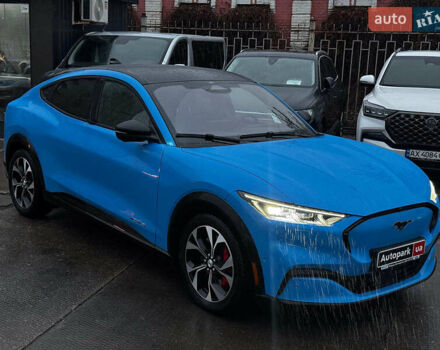 Синий Форд Mustang Mach-E, объемом двигателя 0 л и пробегом 15 тыс. км за 31890 $, фото 9 на Automoto.ua