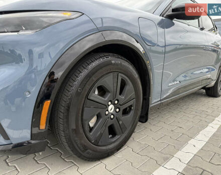 Синій Форд Mustang Mach-E, об'ємом двигуна 0 л та пробігом 14 тис. км за 29500 $, фото 5 на Automoto.ua