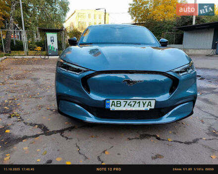 Синий Форд Mustang Mach-E, объемом двигателя 0 л и пробегом 22 тыс. км за 30500 $, фото 2 на Automoto.ua