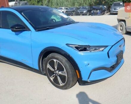 Синий Форд Mustang Mach-E, объемом двигателя 0 л и пробегом 31 тыс. км за 18500 $, фото 3 на Automoto.ua