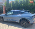 Синий Форд Mustang Mach-E, объемом двигателя 0 л и пробегом 18 тыс. км за 28700 $, фото 2 на Automoto.ua