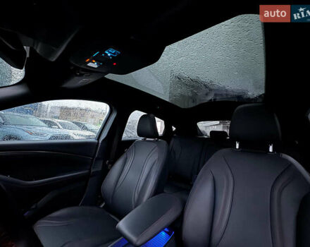 Синий Форд Mustang Mach-E, объемом двигателя 0 л и пробегом 15 тыс. км за 31890 $, фото 21 на Automoto.ua