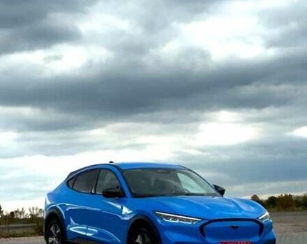 Синий Форд Mustang Mach-E, объемом двигателя 0 л и пробегом 20 тыс. км за 23900 $, фото 1 на Automoto.ua