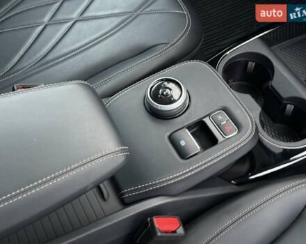 Синий Форд Mustang Mach-E, объемом двигателя 0 л и пробегом 58 тыс. км за 25999 $, фото 54 на Automoto.ua