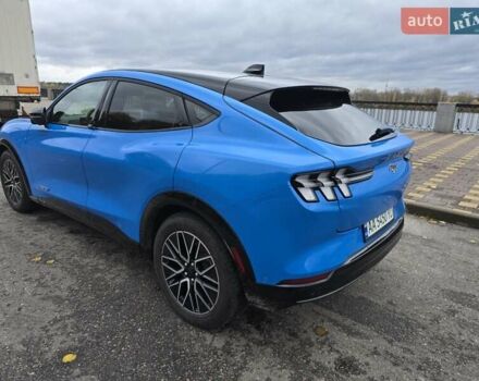 Синий Форд Mustang Mach-E, объемом двигателя 0 л и пробегом 5 тыс. км за 35000 $, фото 4 на Automoto.ua
