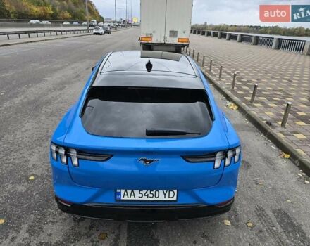 Синий Форд Mustang Mach-E, объемом двигателя 0 л и пробегом 5 тыс. км за 35000 $, фото 15 на Automoto.ua