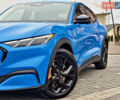 Синий Форд Mustang Mach-E, объемом двигателя 0 л и пробегом 12 тыс. км за 25800 $, фото 13 на Automoto.ua