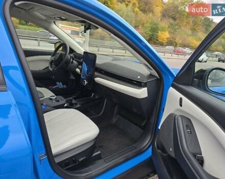 Синий Форд Mustang Mach-E, объемом двигателя 0 л и пробегом 5 тыс. км за 35000 $, фото 8 на Automoto.ua