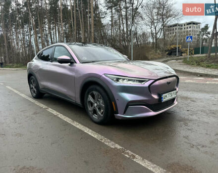 Синий Форд Mustang Mach-E, объемом двигателя 0 л и пробегом 99 тыс. км за 23900 $, фото 1 на Automoto.ua