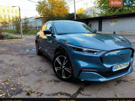 Форд Mustang Mach-E 2023 в Виннице на Automoto.ua Синий Форд Mustang Mach-E, объемом двигателя 0 л и пробегом 22 тыс. км за 30500 $, фото 1 на Automoto.ua