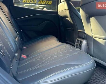 Зелений Форд Mustang Mach-E, об'ємом двигуна 0 л та пробігом 70 тис. км за 25400 $, фото 21 на Automoto.ua