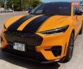 Оранжевый Форд Mustang Mach-E, объемом двигателя 0 л и пробегом 68 тыс. км за 35500 $, фото 2 на Automoto.ua