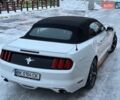 Белый Форд Мустанг, объемом двигателя 3.7 л и пробегом 139 тыс. км за 18500 $, фото 1 на Automoto.ua