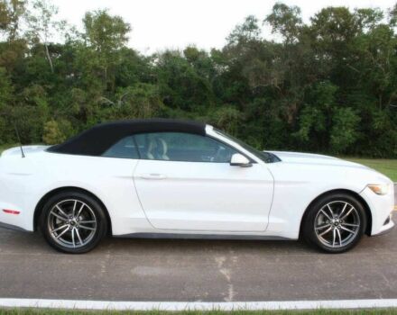 Білий Форд Мустанг, об'ємом двигуна 2.3 л та пробігом 65 тис. км за 4700 $, фото 13 на Automoto.ua