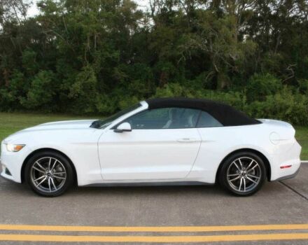 Білий Форд Мустанг, об'ємом двигуна 2.3 л та пробігом 65 тис. км за 4700 $, фото 5 на Automoto.ua