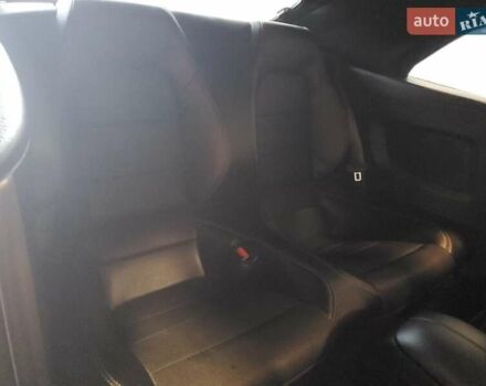 Белый Форд Мустанг, объемом двигателя 2.3 л и пробегом 115 тыс. км за 6600 $, фото 2 на Automoto.ua