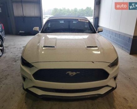 Белый Форд Мустанг, объемом двигателя 2.3 л и пробегом 115 тыс. км за 6600 $, фото 7 на Automoto.ua