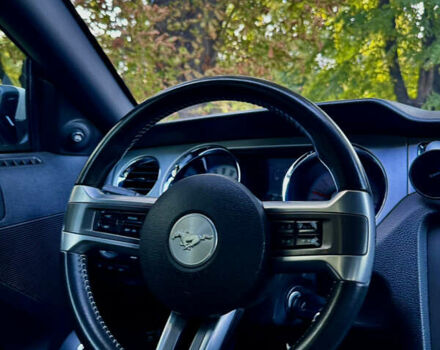 Білий Форд Мустанг, об'ємом двигуна 3.73 л та пробігом 103 тис. км за 13900 $, фото 19 на Automoto.ua