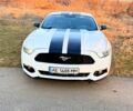 Білий Форд Мустанг, об'ємом двигуна 2.3 л та пробігом 161 тис. км за 12500 $, фото 1 на Automoto.ua