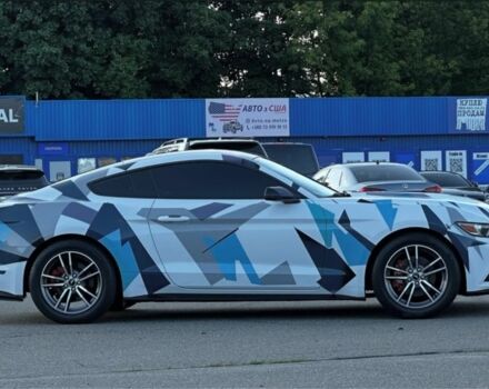 Білий Форд Мустанг, об'ємом двигуна 2.3 л та пробігом 126 тис. км за 10999 $, фото 2 на Automoto.ua