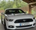 Білий Форд Мустанг, об'ємом двигуна 2.3 л та пробігом 195 тис. км за 16000 $, фото 1 на Automoto.ua