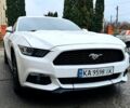 Белый Форд Мустанг, объемом двигателя 2.3 л и пробегом 29 тыс. км за 11500 $, фото 1 на Automoto.ua