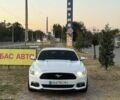 Белый Форд Мустанг, объемом двигателя 2.3 л и пробегом 145 тыс. км за 13700 $, фото 1 на Automoto.ua