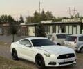 Белый Форд Мустанг, объемом двигателя 2.3 л и пробегом 145 тыс. км за 13700 $, фото 2 на Automoto.ua