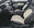 Белый Форд Мустанг, объемом двигателя 5 л и пробегом 71 тыс. км за 5600 $, фото 6 на Automoto.ua