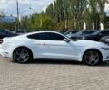 Белый Форд Мустанг, объемом двигателя 2.3 л и пробегом 110 тыс. км за 12500 $, фото 7 на Automoto.ua