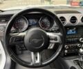 Белый Форд Мустанг, объемом двигателя 2.3 л и пробегом 144 тыс. км за 15500 $, фото 9 на Automoto.ua