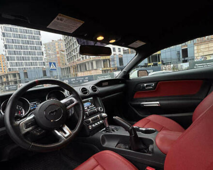 Белый Форд Мустанг, объемом двигателя 3.7 л и пробегом 98 тыс. км за 16500 $, фото 4 на Automoto.ua