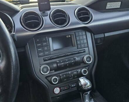 Форд Мустанг 2016 в Николаеве на Automoto.ua Белый Форд Мустанг, объемом двигателя 2.3 л и пробегом 159 тыс. км за 9999 $, фото 17 на Automoto.ua