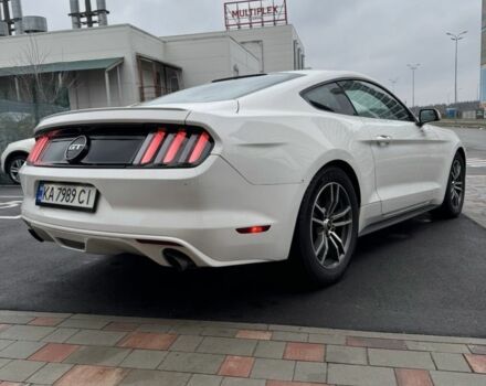 Форд Мустанг 2016 у Києві на Automoto.ua Білий Форд Мустанг, об'ємом двигуна 3.7 л та пробігом 98 тис. км за 16500 $, фото 7 на Automoto.ua