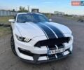 Білий Форд Мустанг, об'ємом двигуна 3.7 л та пробігом 180 тис. км за 18500 $, фото 1 на Automoto.ua