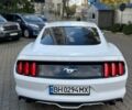 Белый Форд Мустанг, объемом двигателя 2.3 л и пробегом 102 тыс. км за 16000 $, фото 4 на Automoto.ua