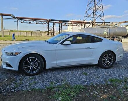 Форд Мустанг 2016 в Николаеве на Automoto.ua Белый Форд Мустанг, объемом двигателя 2.3 л и пробегом 159 тыс. км за 9999 $, фото 14 на Automoto.ua