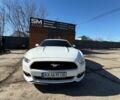 Белый Форд Мустанг, объемом двигателя 2.26 л и пробегом 192 тыс. км за 10900 $, фото 1 на Automoto.ua