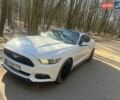 Белый Форд Мустанг, объемом двигателя 2.26 л и пробегом 159 тыс. км за 25000 $, фото 21 на Automoto.ua