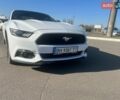 Белый Форд Мустанг, объемом двигателя 2.26 л и пробегом 159 тыс. км за 25000 $, фото 1 на Automoto.ua