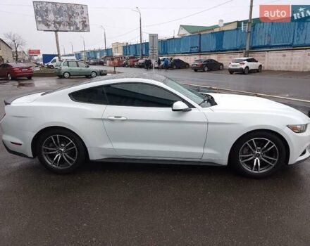 Форд Мустанг 2017 в Одессе на Automoto.ua Белый Форд Мустанг, объемом двигателя 2.3 л и пробегом 128 тыс. км за 18000 $, фото 35 на Automoto.ua