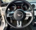 Белый Форд Мустанг, объемом двигателя 2.3 л и пробегом 69 тыс. км за 12400 $, фото 9 на Automoto.ua