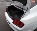 Білий Форд Мустанг, об'ємом двигуна 2.3 л та пробігом 128 тис. км за 18000 $, фото 1 на Automoto.ua