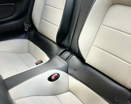 Белый Форд Мустанг, объемом двигателя 2.26 л и пробегом 102 тыс. км за 17900 $, фото 14 на Automoto.ua