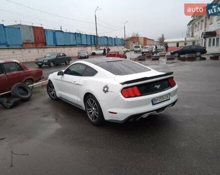 Форд Мустанг 2017 в Одессе на Automoto.ua Белый Форд Мустанг, объемом двигателя 2.3 л и пробегом 128 тыс. км за 18000 $, фото 39 на Automoto.ua